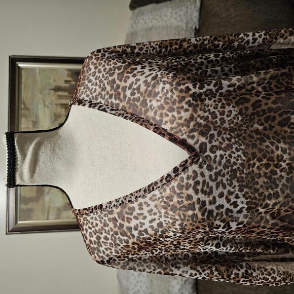 Jordan Taylor Animal Print V-Neck Swim Cover Up Small - Picture 7 of 9